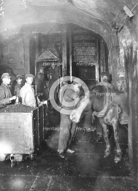 Descent into the Anzherskaya mine, 1911. Creator: Kozlov.