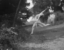 Desha, 1921 July 30. Creator: Arnold Genthe