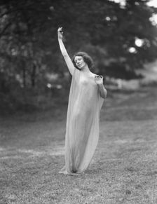 Desha, 1921 July 30. Creator: Arnold Genthe