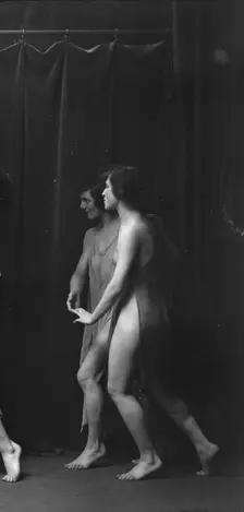 Desha and Leah, 1921 Aug. 19. Creator: Arnold Genthe