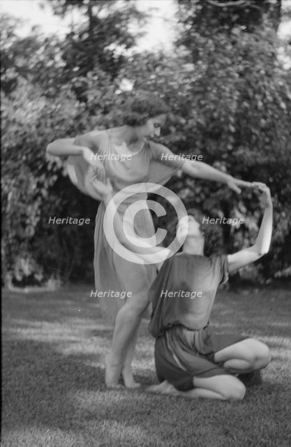 Desha and Leah dancing in Port Washington, 1921 Aug. 21. Creator: Arnold Genthe.