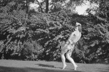 Desha dancing in Port Washington, 1921 Aug. 21. Creator: Arnold Genthe