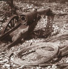 Destroyed 155 gun, c1917-c1918