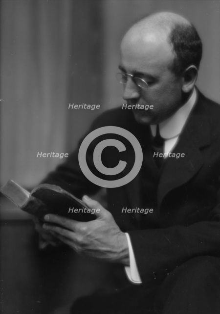 Dibblee, Harrison, Mr., portrait photograph, 1913 or 1914. Creator: Arnold Genthe.