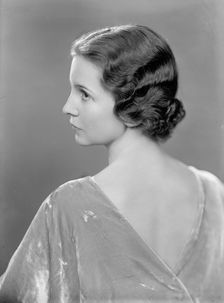 Dickey, Mary Wilson - Portrait, 1933. Creator: Harris & Ewing