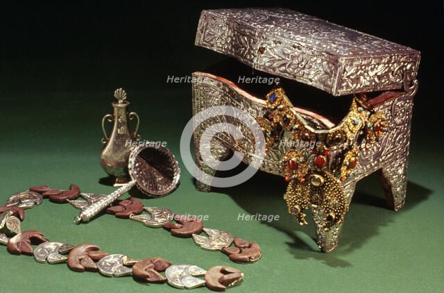 Different Female Items, Tunisia. Artist: Unknown