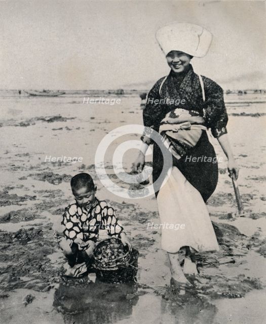 'Digging clams at low-tide in Tokyo Bay', c1900, (1921). Artist: Julian Leonard Street.