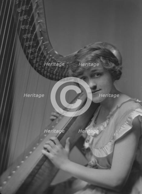 Dilling, Mildred, Miss, portrait photograph, 1916 Mar. 21. Creator: Arnold Genthe.