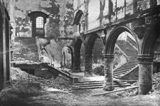 Dinant et Louvain: Louvain; les ruines du vestibule de la bibliotheque 1914. Creator: A Fuglister