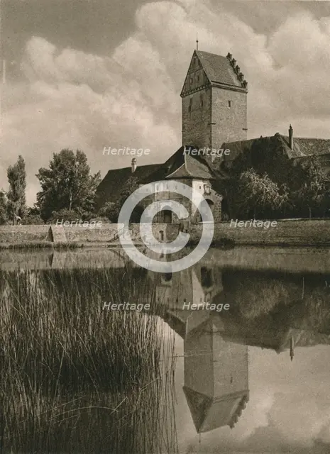 'Dinkelsbuhl - Rothenburger Tor', 1931. Artist: Kurt Hielscher.