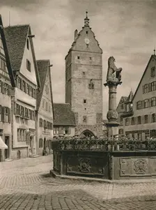 Dinkelsbuhl - Wormitztor 1931. Artist: Kurt Hielscher