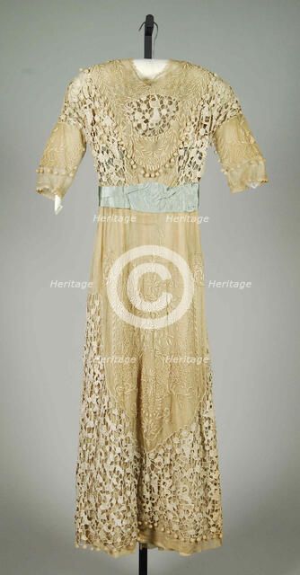 Dinner dress, American, 1908-10. Creator: Herbert Luey.