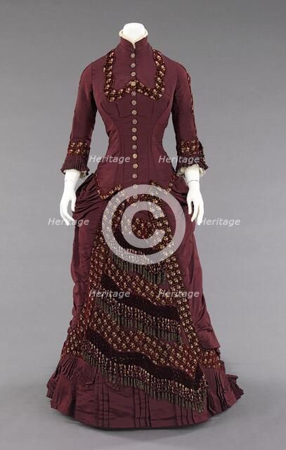 Dinner dress, American, ca. 1880. Creator: Unknown.
