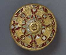 Disc brooch, 7th century