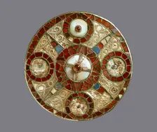 Disc brooch, 7th century