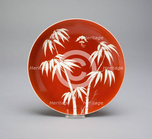Dish with Bamboos and Bat, Qing dynasty (1644-1911), Daoquang period (1821-1850). Creator: Unknown.