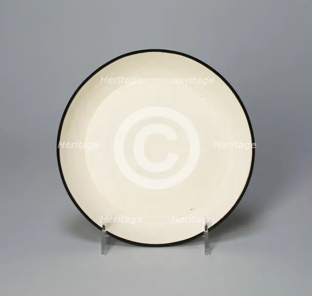 Dish with Crane amid Floral Scrolls, Jin dynasty (1115-1234), 12th century. Creator: Unknown.