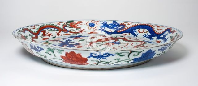 Dish with Dragons amid Clouds and Flaming Pearls; Vines..., Ming dynasty, Wanli reign(1563-1620). Creator: Unknown.