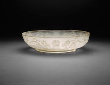 Dish with Dragons, Qing dynasty (1644-1911), Yongzheng reign mark and period (1722-1735). Creator: Unknown