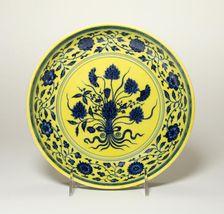 Dish with Floral Bouquet Tied with a Ribbon Encircled by..., Qing dynasty, Yongzheng reign (1723-35) Creator: Unknown
