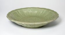 Dish with Flowers and Foliate Rim, Ming Dynasty (1368-1644). Creator: Unknown