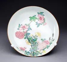 Dish, China, c. 1725, Qing Dynasty (1644-1911), Yongzhen period (1723-1735). Creator: Unknown