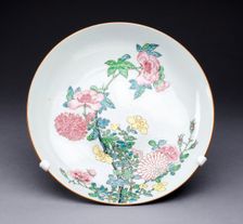 Dish, China, c. 1725, Qing Dynasty (1644-1911), Yongzhen period (1723-1735). Creator: Unknown