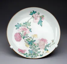 Dish, China, c. 1725, Qing Dynasty (1644-1911), Yongzhen period (1723-1735). Creator: Unknown