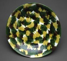 Dish, Qing dynasty (1636-1912), Kangxi period (1662-1722), early 18th century. Creator: Unknown