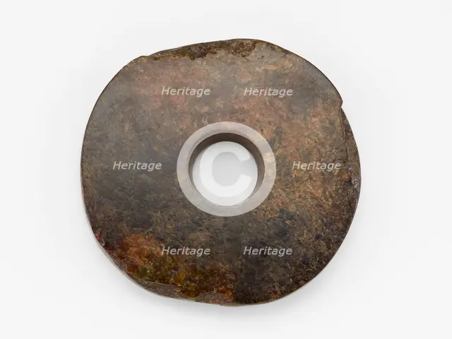 Disk (bi ?), Late Neolithic period, ca. 3300-2250 BCE. Creator: Unknown.