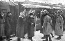 Dissolution of the Eastern Front; At Brest-Litovsk station: welcome of the Maximalist..., 1917. Creator: Unknown