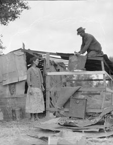 Dispossessed Arkansas farmers, Bakersfield, California, 1935. Creator: Dorothea Lange