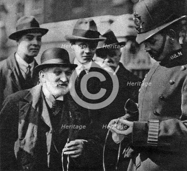 Distribution of the Maundy Money, Thursday before Easter, Tower of London, 1926-1927. Artist: Unknown