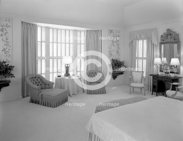 Dr. and Mrs. Leon Levy, residence at 1409 S. Ocean Blvd., Palm Beach, 1959. Creator: Gottscho-Schleisner, Inc.