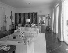 Dr. and Mrs. Leon Levy, residence at 1409 S. Ocean Blvd., Palm Beach, 1959. Creator: Gottscho-Schleisner, Inc