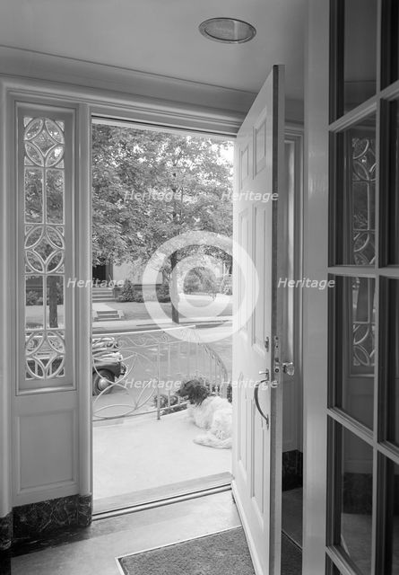 Dr. E. Hall Kline, residence on N. Broadway, Nyack, New York, 1941. Creator: Gottscho-Schleisner, Inc.