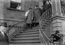 Dr. F.F. Friedmann leaving hospital, 1913. Creator: Bain News Service