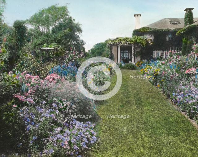 Dr. Frederick Kellogg Hollister house, Lily Pond Lane, East Hampton, New York, c1915. Creator: Frances Benjamin Johnston.