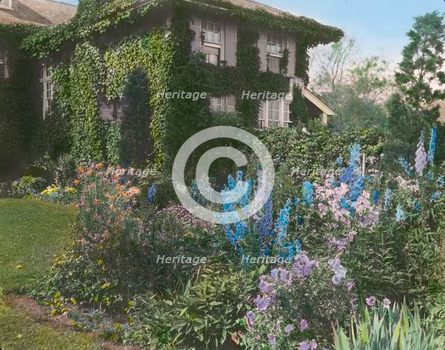 Dr. Frederick Kellogg Hollister house, Lily Pond Lane, East Hampton, New York, c1915. Creator: Frances Benjamin Johnston.