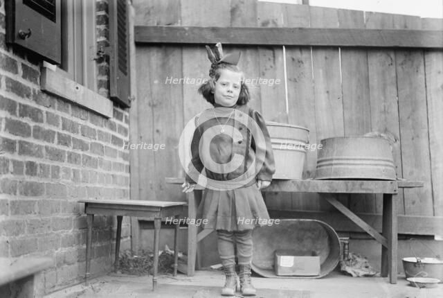 Dr. Freedman - Children Cured By His Cure, 1913. Creator: Harris & Ewing.