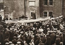 Dr Macaura, fundraising for minesweepers, World War I, May 1918. Creator: Clarke & Hyde