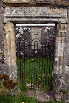 Dr MacLean's tomb, Kilmuir Graveyard, Skye, Highland, Scotland