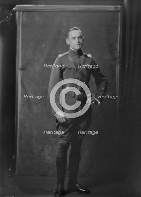 Dr. Walter Phillips, portrait photograph, 1919 June 6. Creator: Arnold Genthe.