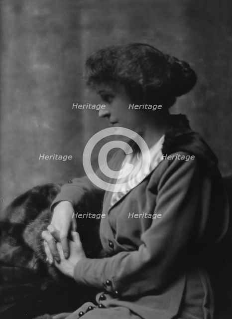 Drum, John S., Mrs., portrait photograph, 1913. Creator: Arnold Genthe.