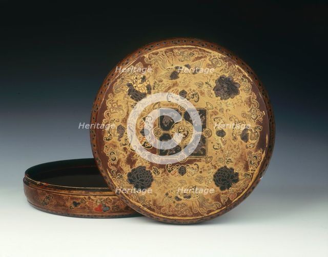 Drum-shaped lacquer box, Qing dynasty, Jiaqing period, China, 1796-1820. Creator: Unknown.