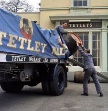 Draymen from Tetley & Walker, Leeds, West Yorkshire, 1969. Creator: Michael Walters
