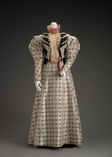 Dress, 1894-1896. Creator: Unknown