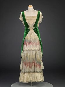 Dress, 1910-1915. Creator: Unknown