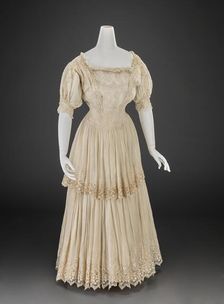 Dress, about 1906. Creator: Unknown