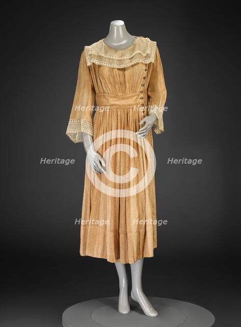 Dress, about 1918-1920. Creator: Unknown.